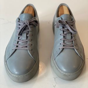 Wolf & Shepherd Italian Leather Solid Gray Sneaker